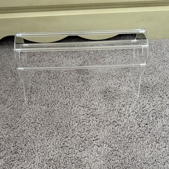 Transparent Acrylic Storage Rack - Picture 1 of 1